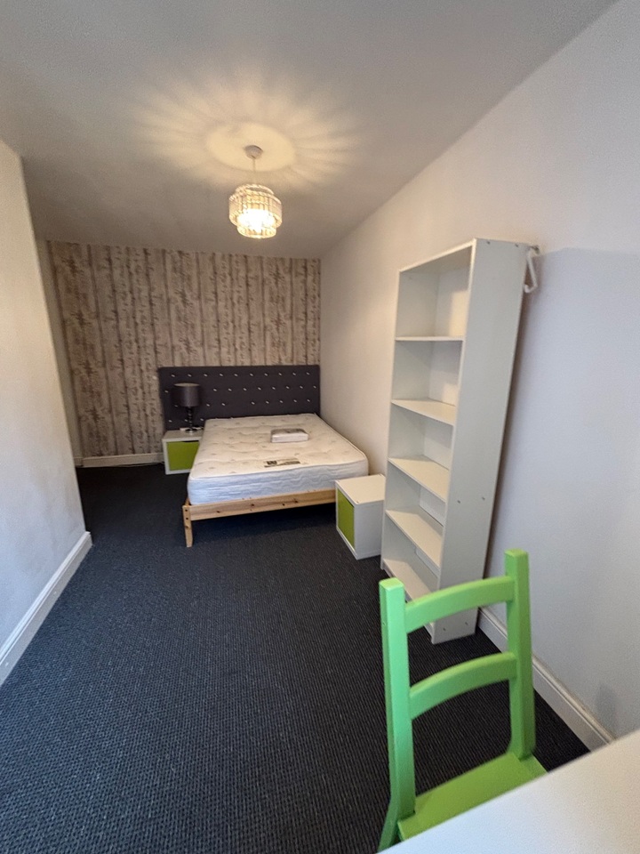 Additional image 9 of Room in a Shared House, Mayville Avenue, LS6, N1 7GU