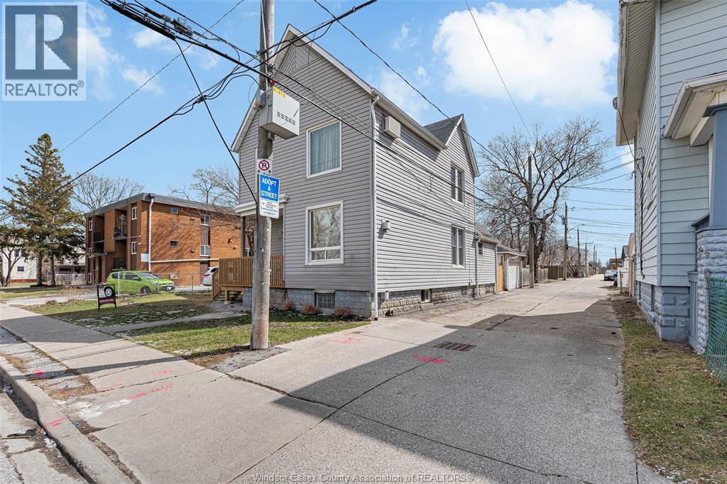 Additional image 3 of 559 Assumption , Windsor, ON, N9A3B3