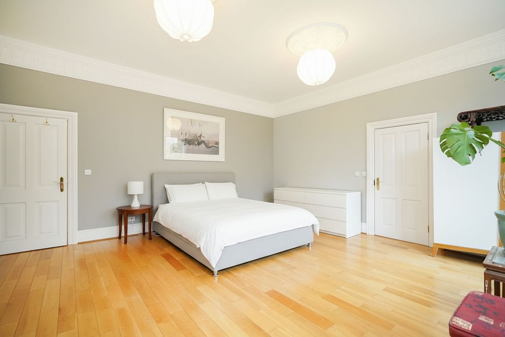 Additional image 11 of 3 bed flat for saleGraham Road, Ranmoor S10