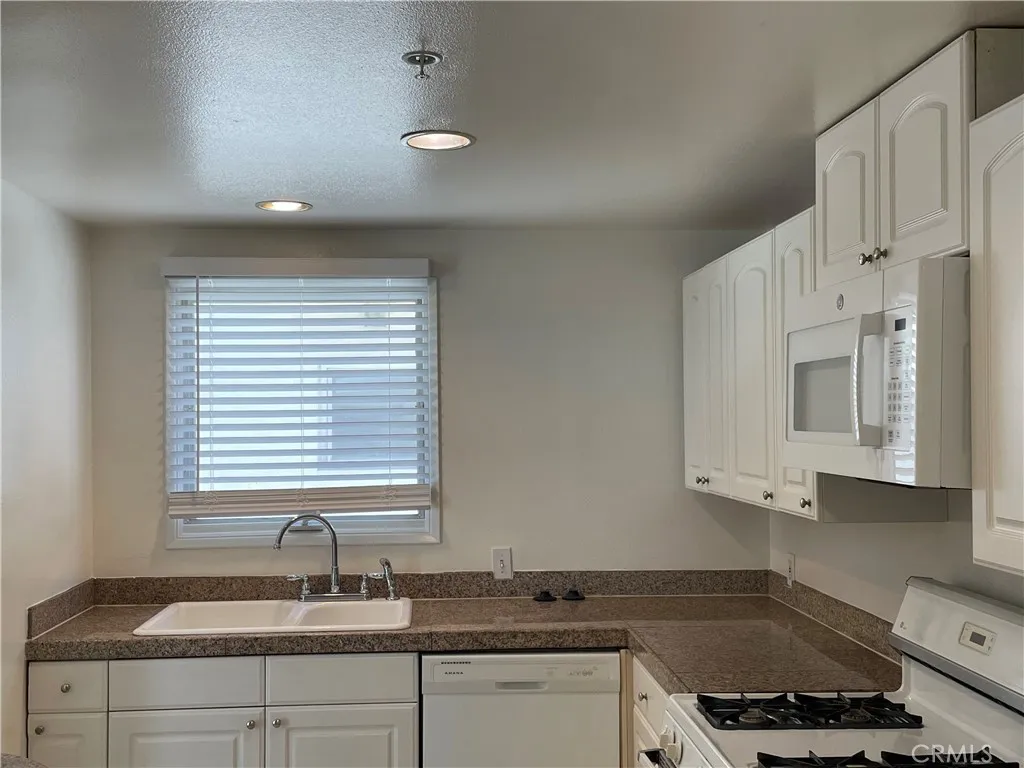 Additional image 66 of 5107 Coldwater Canyon Avenue Unit 4, Sherman Oaks, CA 91423