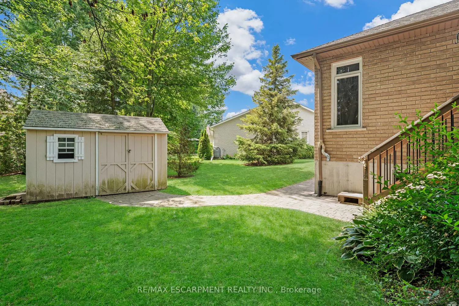 Additional image 18 of 28 Maplewood Court
