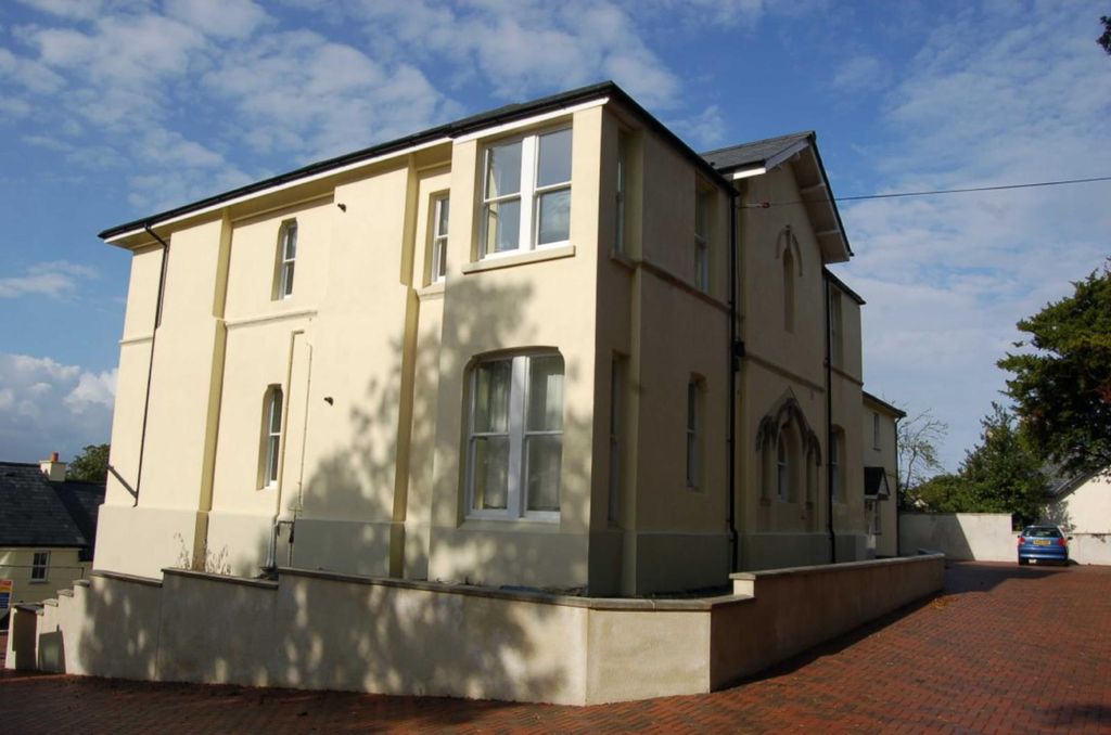 11 bed flat for saleDiddies, Stratton, Bude EX23 photo 4