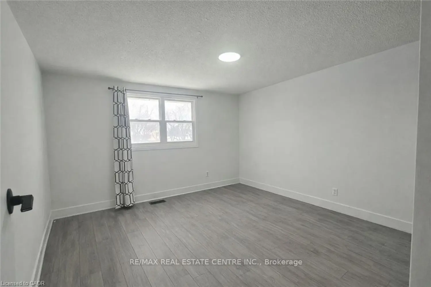 Additional image 17 of 92 Copperfield Crescent