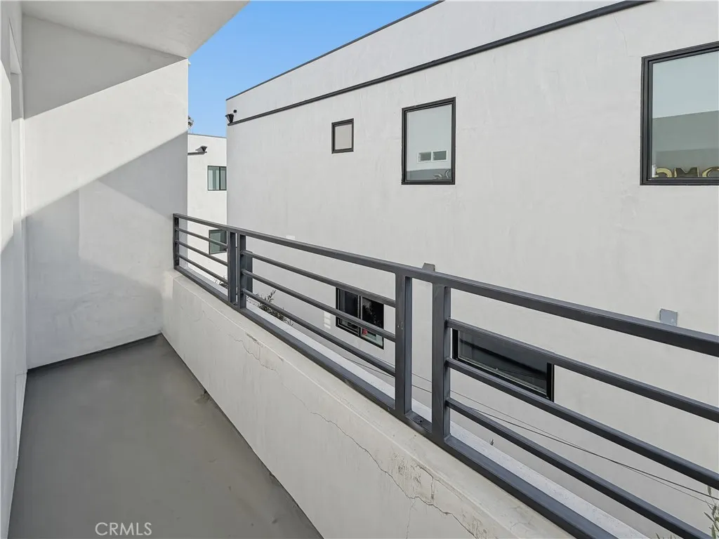 Additional image 50 of 10918 Hesby Street, North Hollywood, CA 91601