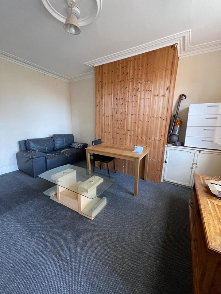 Additional image 2 of Room in a Shared House, Royal Park Grove, LS6, LS6 1HQ