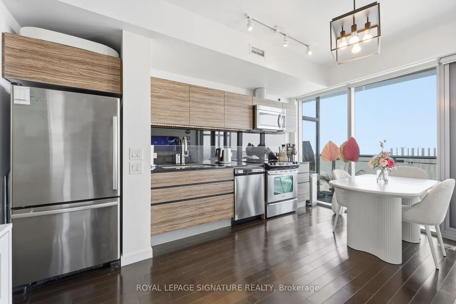 Additional image 7 of 390 Cherry Street 2805