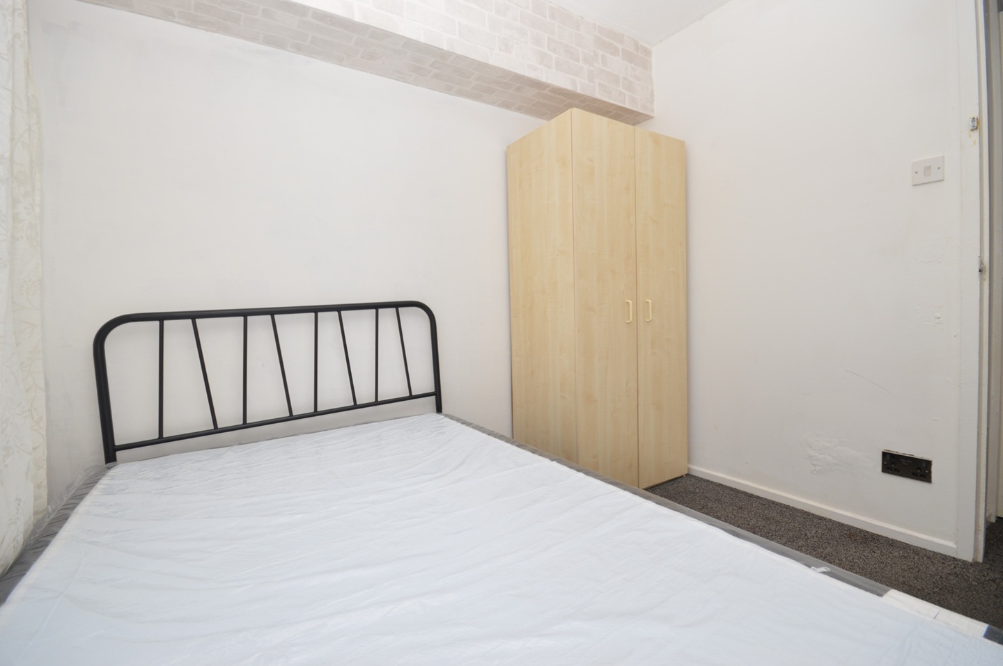 Additional image 9 of 3 Bed Maisonette, Lipton Road, E1, N1 7GU