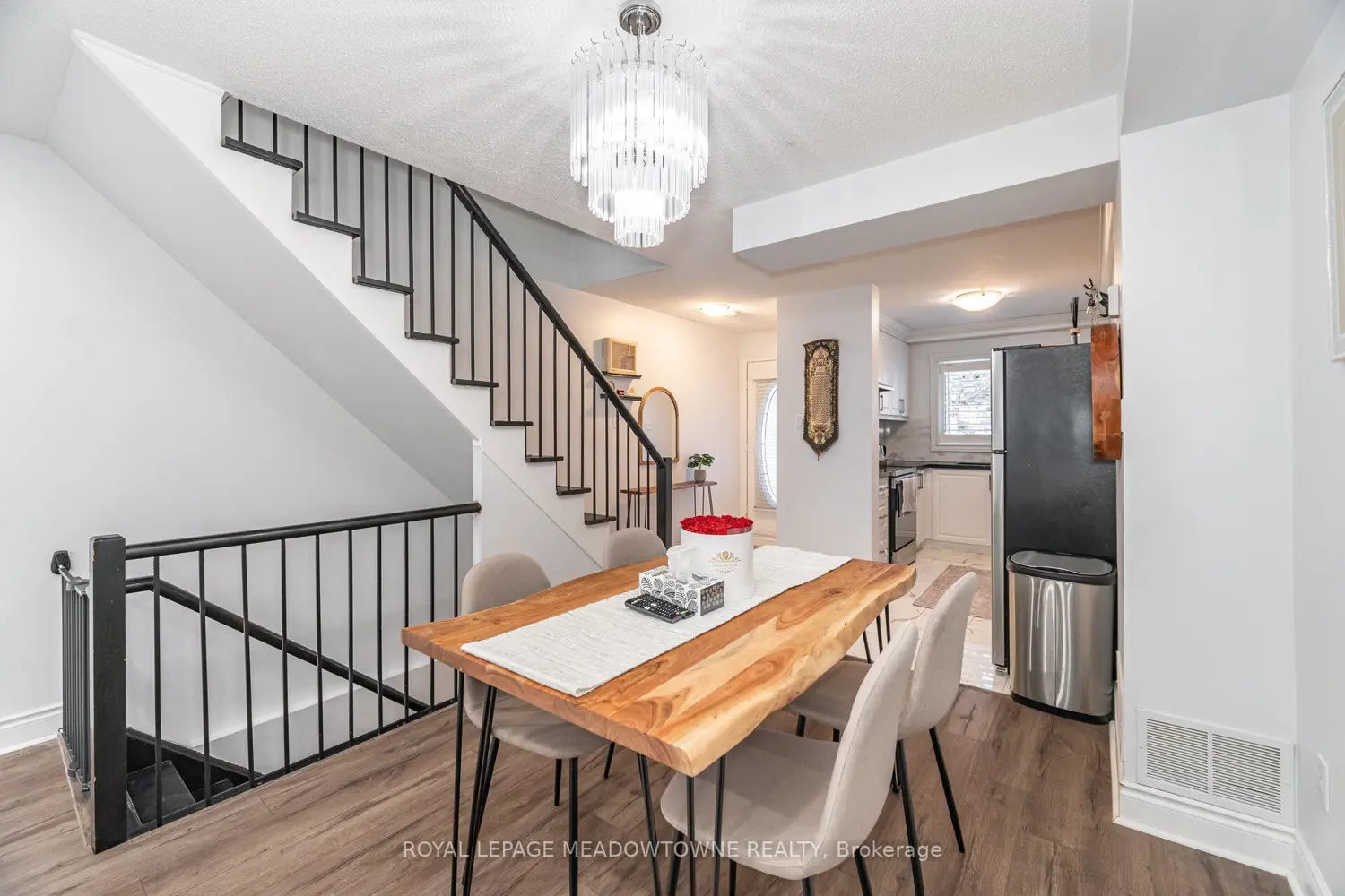 Additional image 5 of 5865 Dalebrook Crescent 15B