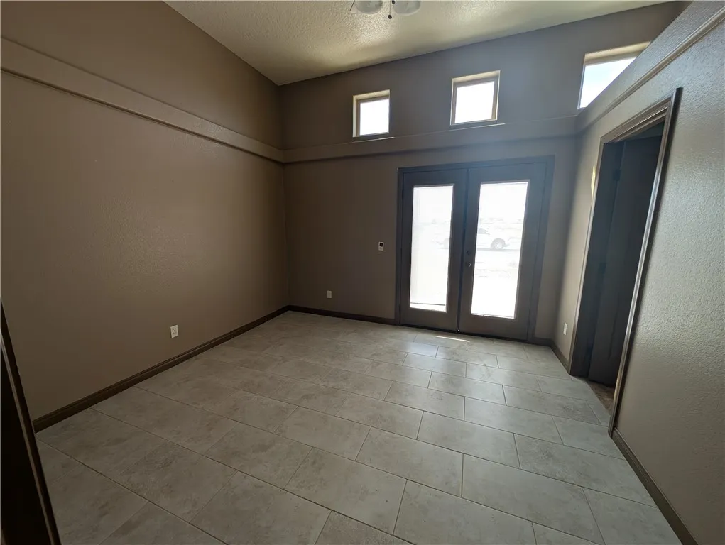 Additional image 24 of 27160 Vista Rd Unit 22, Helendale, CA 92342