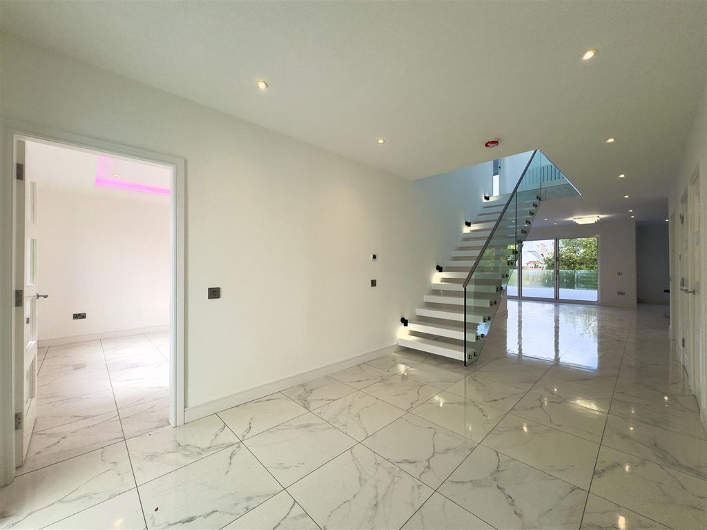 Additional image 13 of 4 bed detached house for saleClyde Grove, Crossford, Carluke ML8