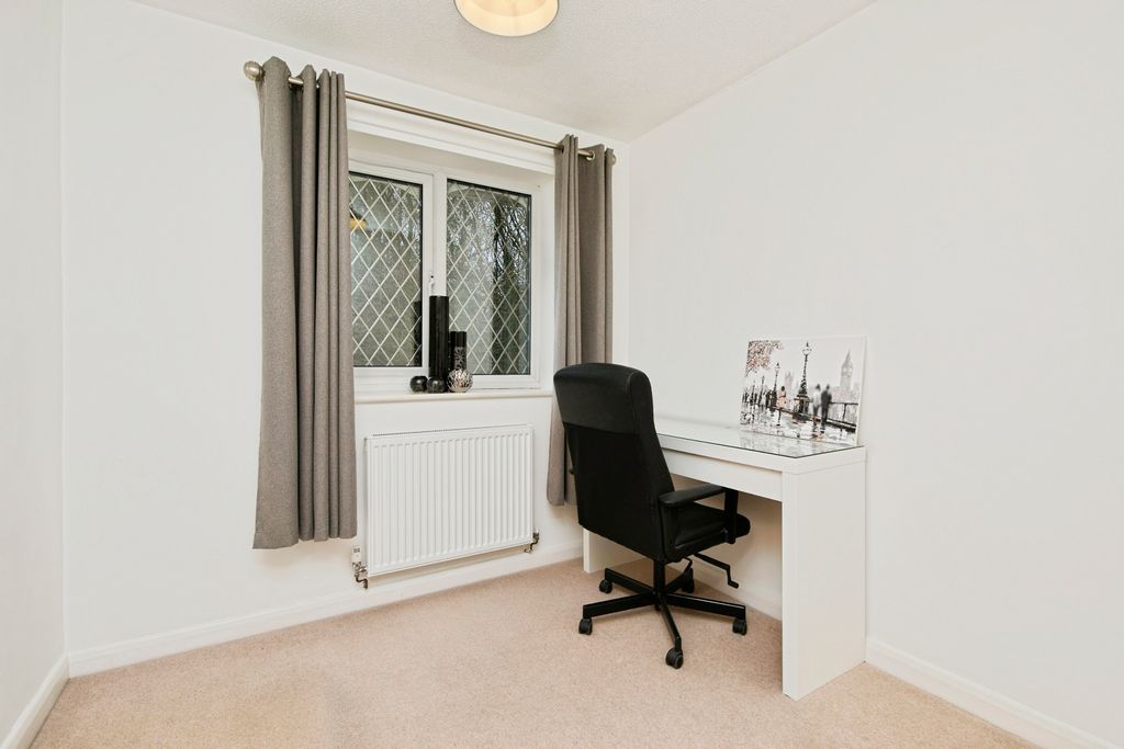 Additional image 16 of 5 bed detached house for saleWentworth Drive, Burton-On-Trent DE13