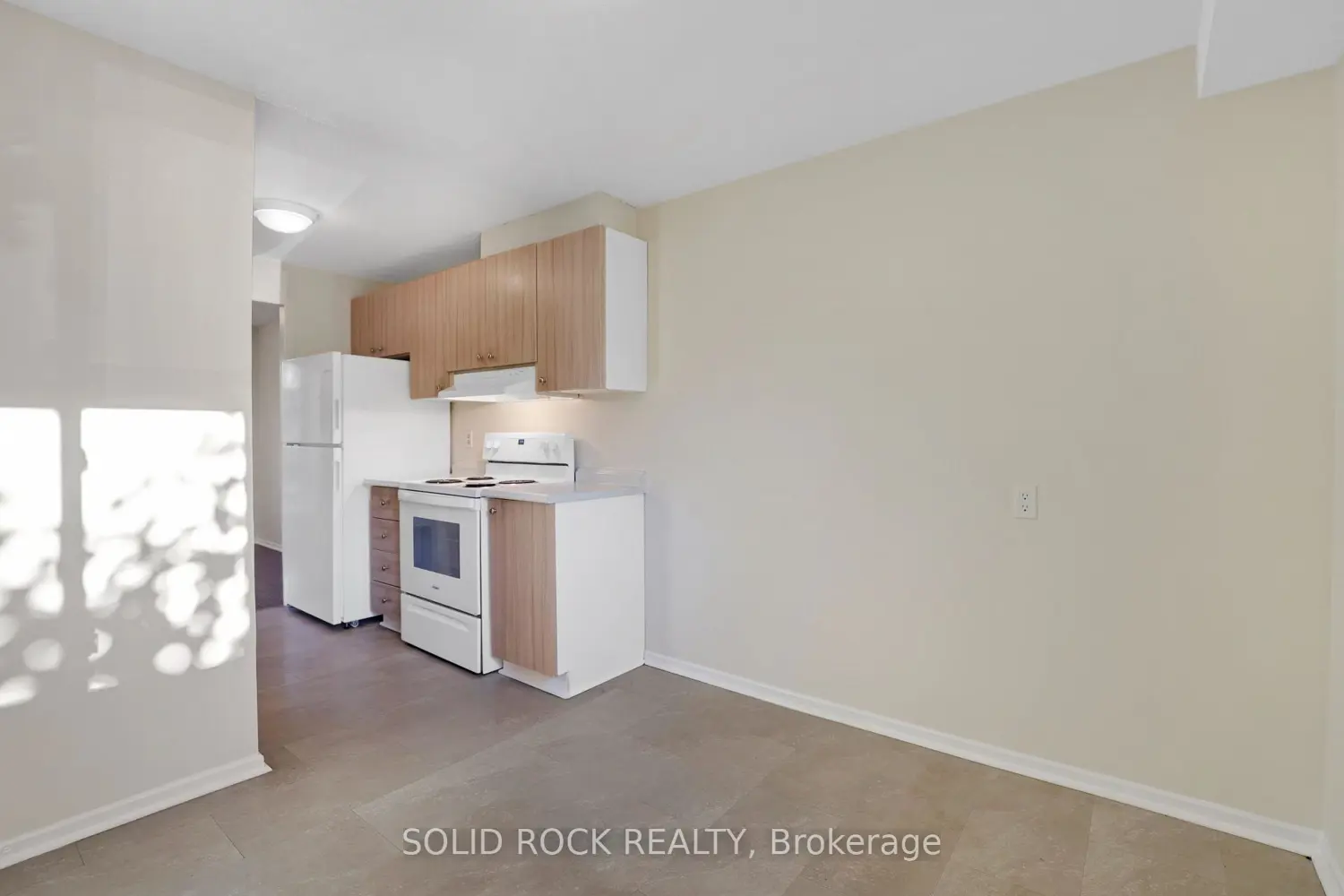 Additional image 4 of 35 Thistledown Court 18