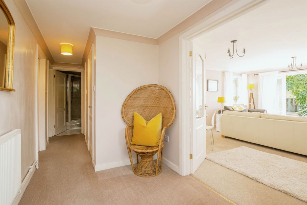 Additional image 11 of 2 bed flat for saleSeaview Drive, Ogmore-By-Sea CF32