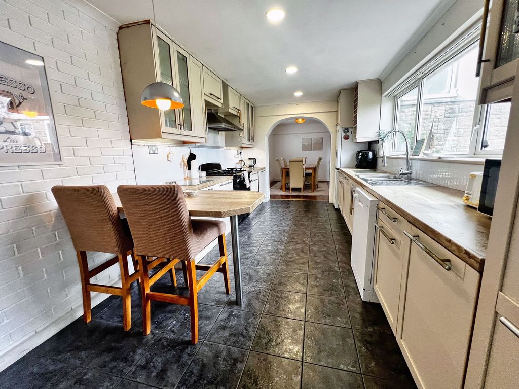 Additional image 12 of 4 bed detached house for salePintail Close, Porthcawl CF36