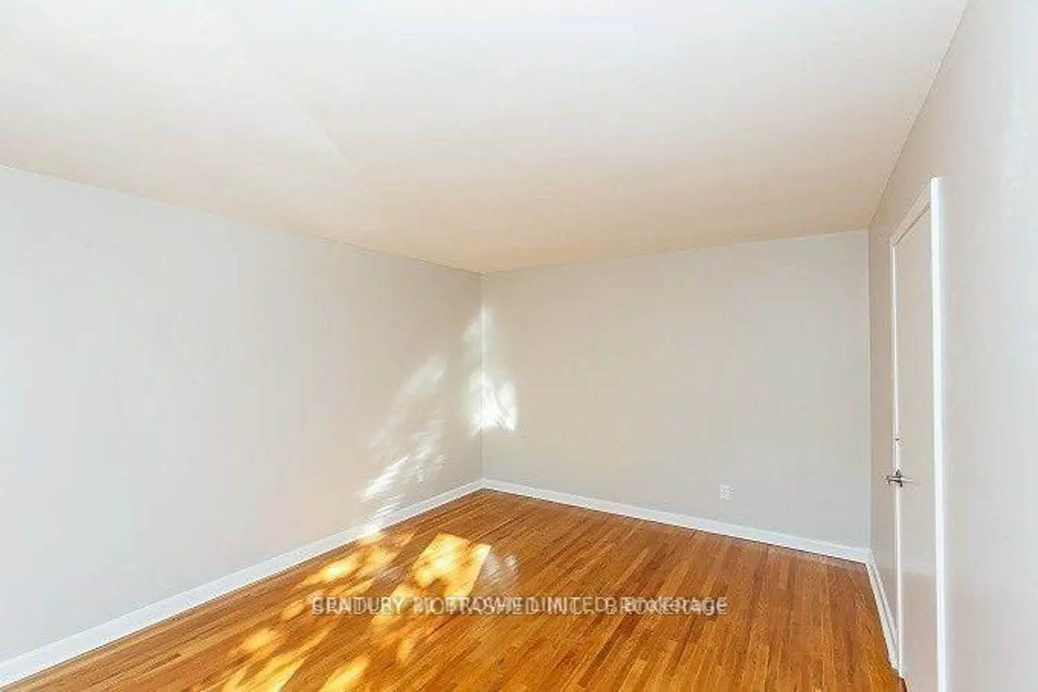 Additional image 12 of 45 Edinborough Court