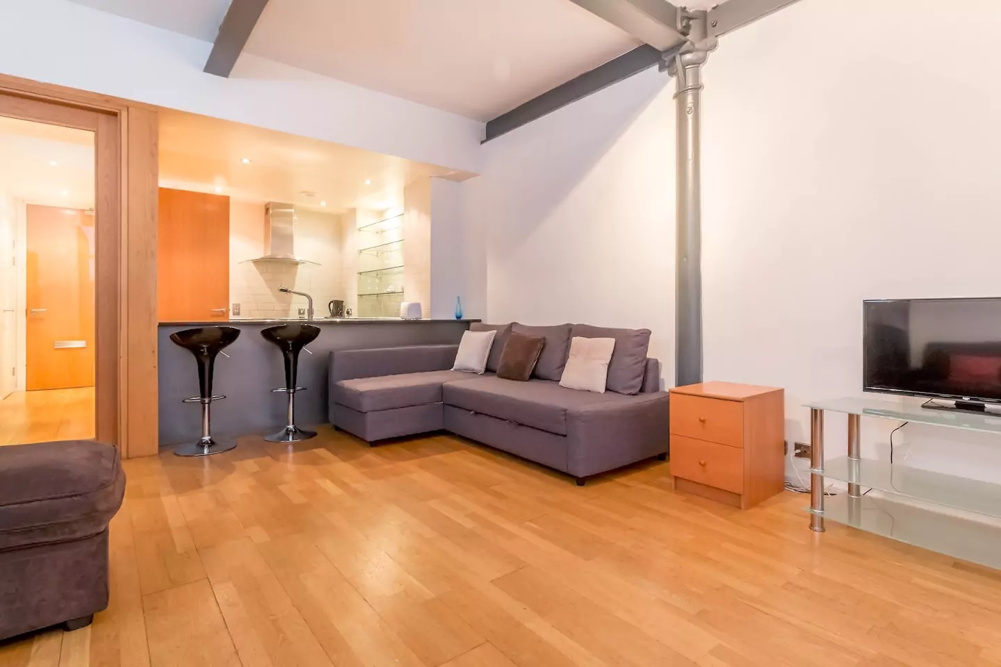 Additional image 5 of 2 Bed Flat, Church Street, M4, N1 7GU