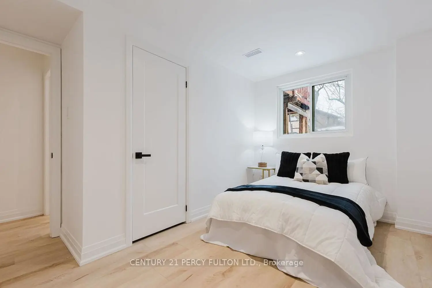 Additional image 20 of 11 Bay Crest Drive