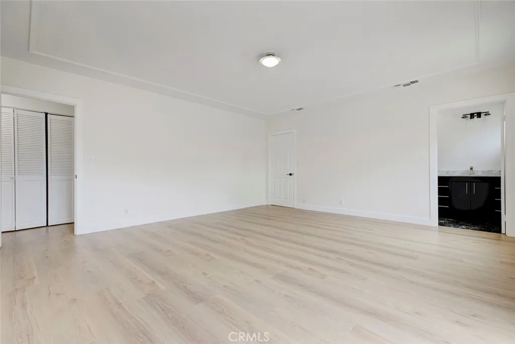 Additional image 60 of 6622 Varna Ave, Van Nuys, CA 91401