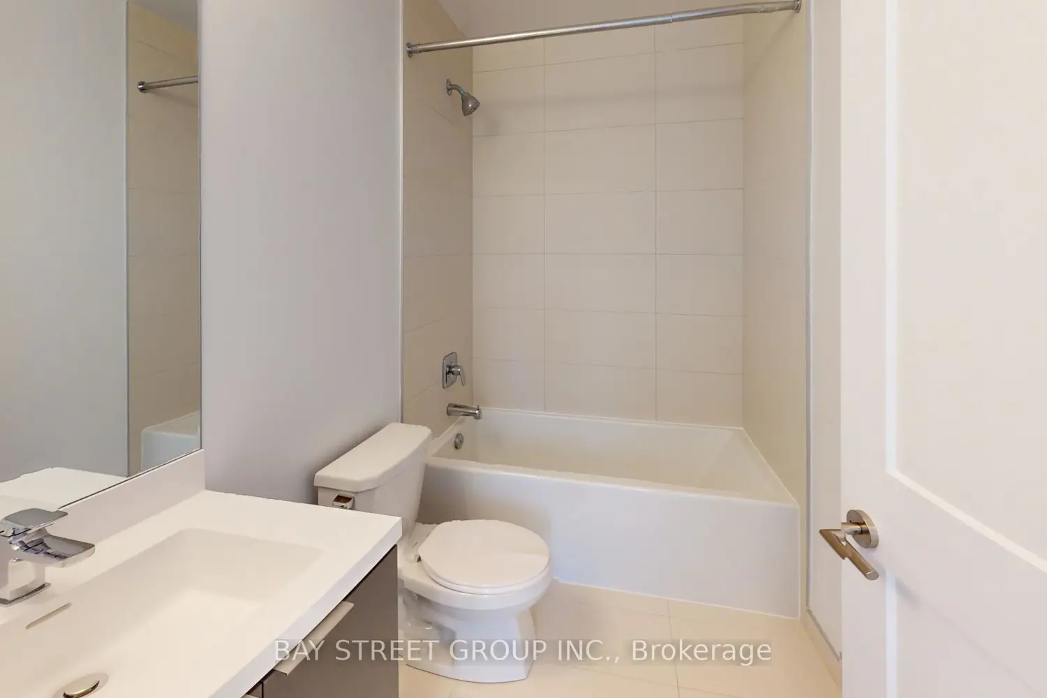 Additional image 14 of 50 Dunfield Avenue 817