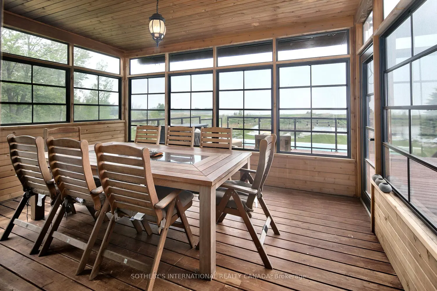 Additional image 5 of 156 Bartlett Boulevard