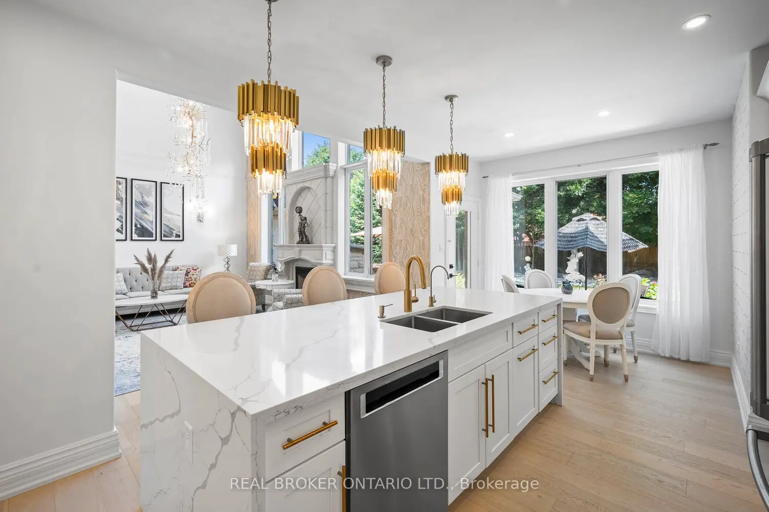 Additional image 6 of 215 Black Maple Court