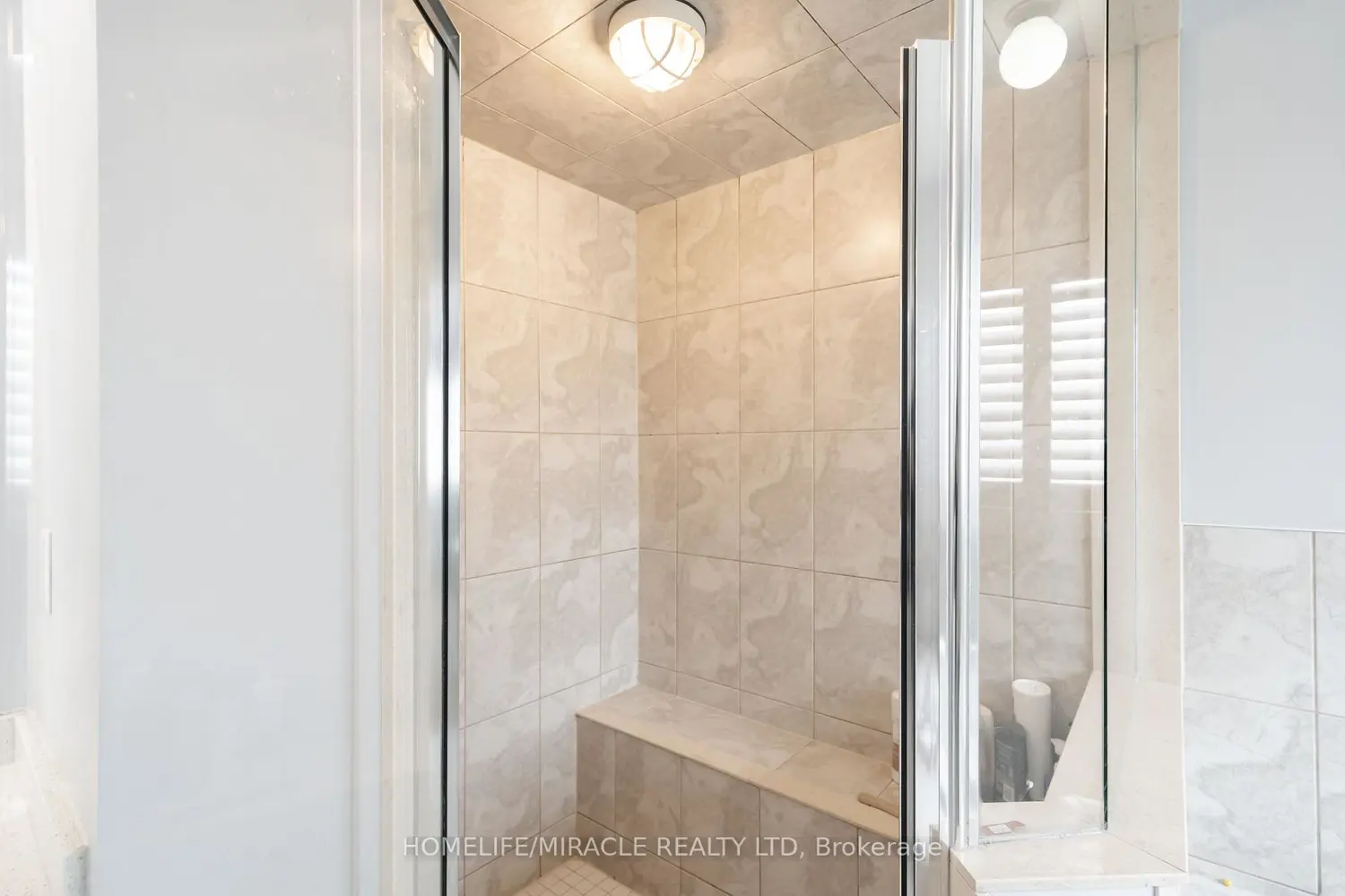 Additional image 16 of 11 Noranda Crescent