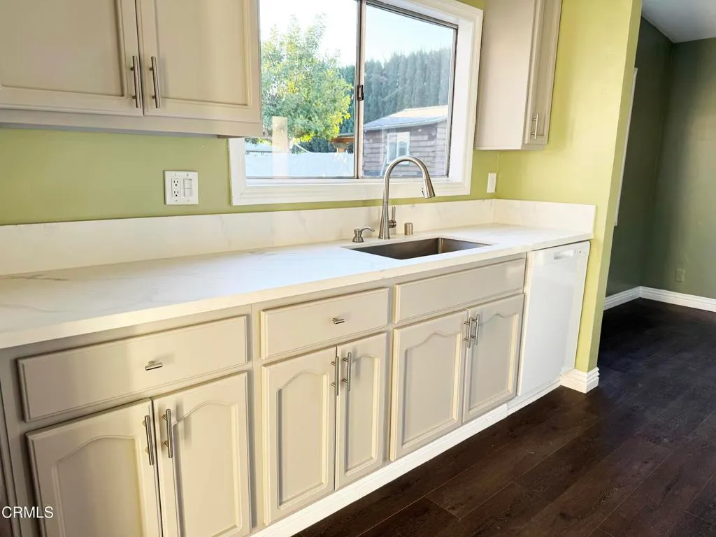 Additional image 31 of 18540 Arminta Street, Reseda, CA 91335