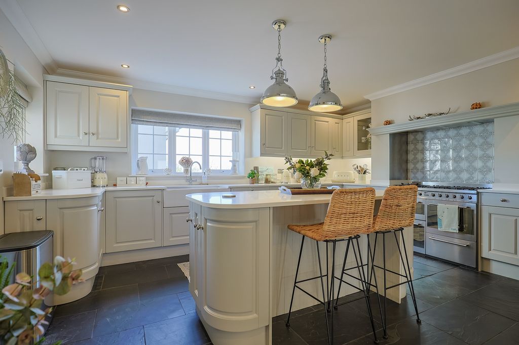 Additional image 4 of 4 bed detached house for saleLlanddarog, Carmarthen SA32