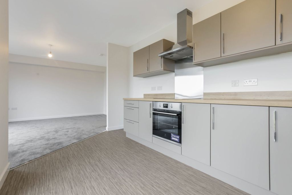 Additional image 5 of 3 bed flat for saleFlat 55 Canal Quarter, Winchburgh EH52
