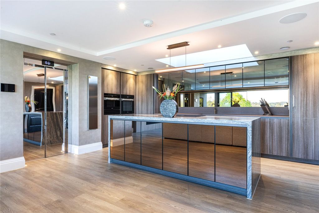 Additional image 26 of 6 bed detached house for saleCharters Gate, Ascot, Berkshire SL5