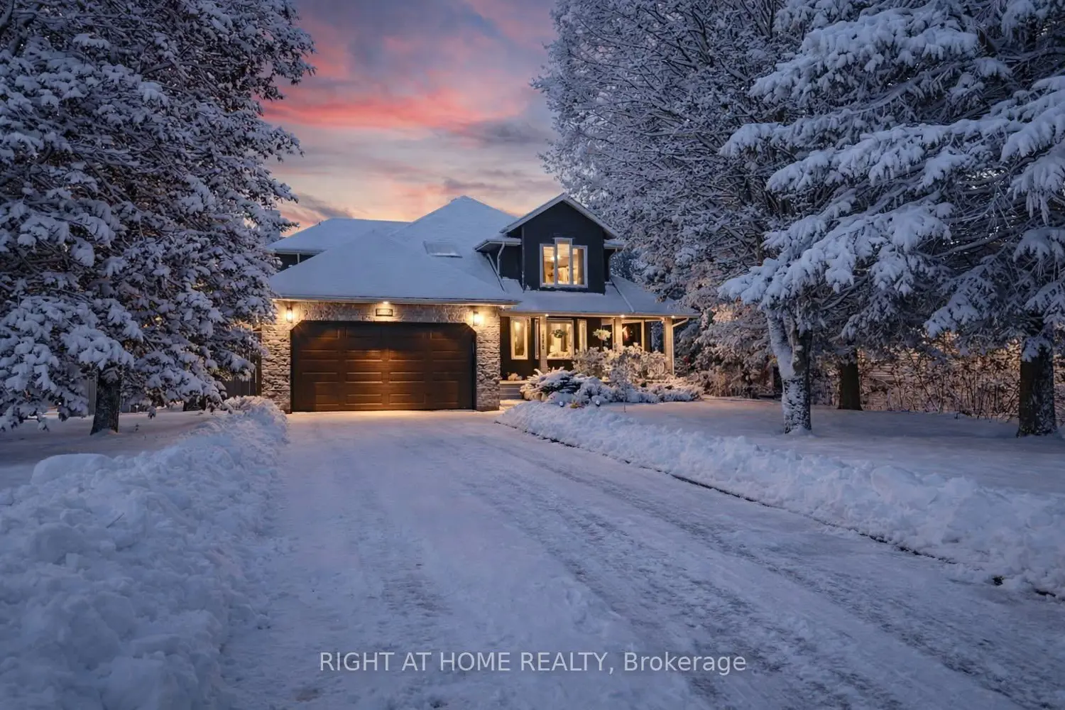 2255 Douglas Avenue, Innisfil