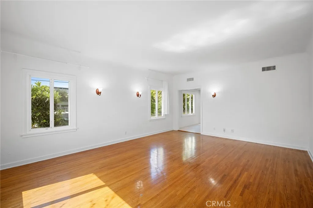 Additional image 5 of 216 E Windsor Road Unit 2, Glendale, CA 91205