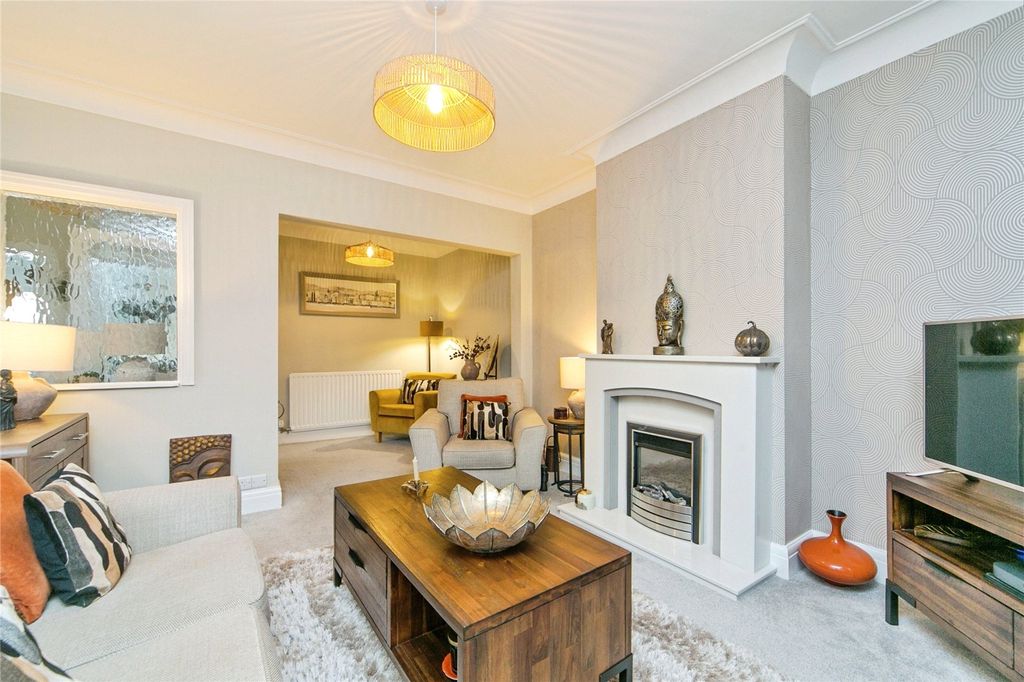 Additional image 3 of 2 bed flat for saleMaesdu Avenue, Llandudno, Conwy LL30