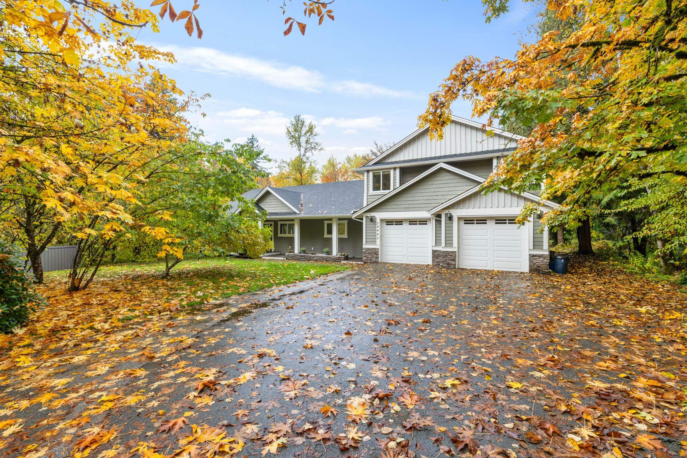 24445 104 Avenue, Maple Ridge, BC, V2W 1J2