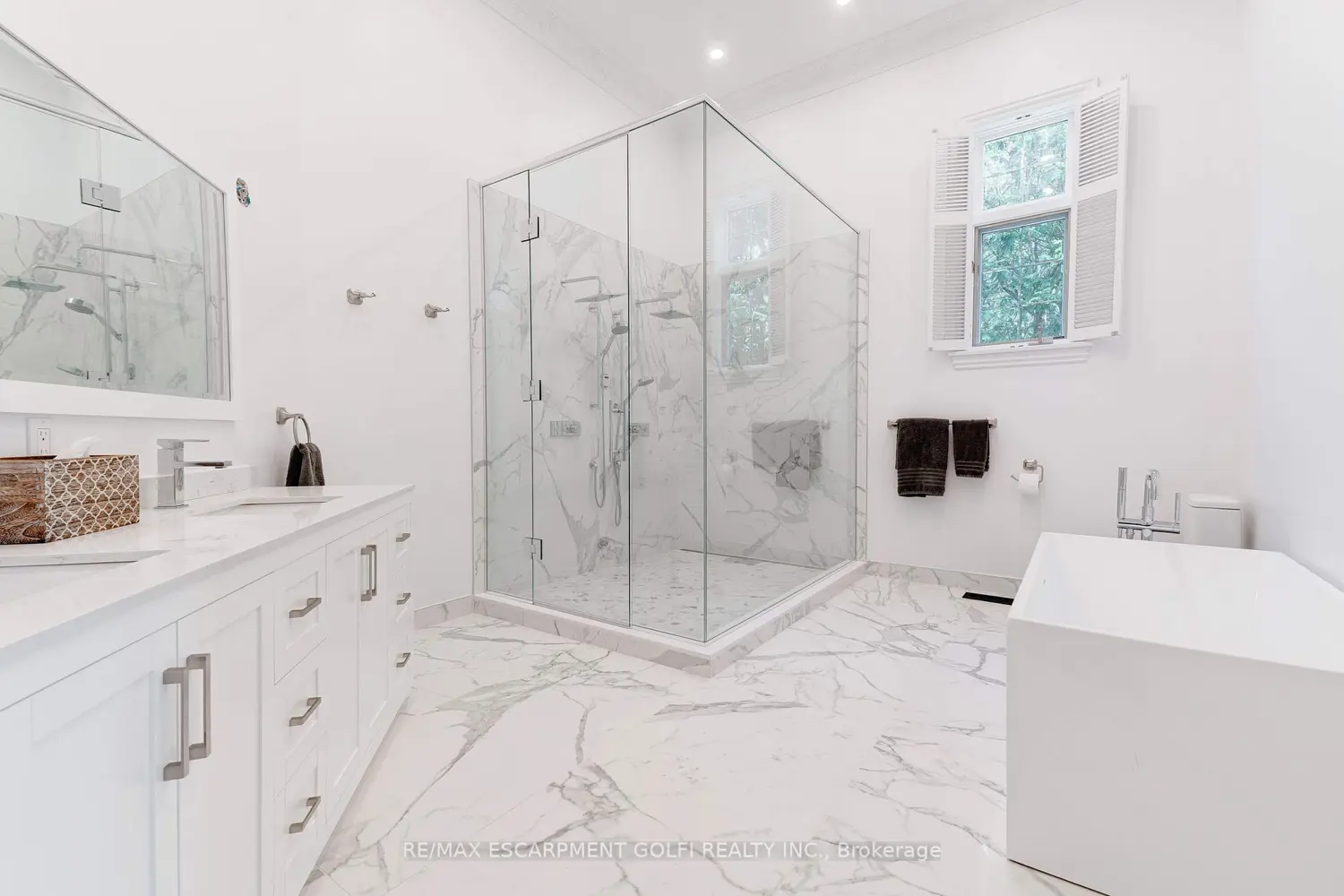 Additional image 2 of 4410 Lakeshore Road