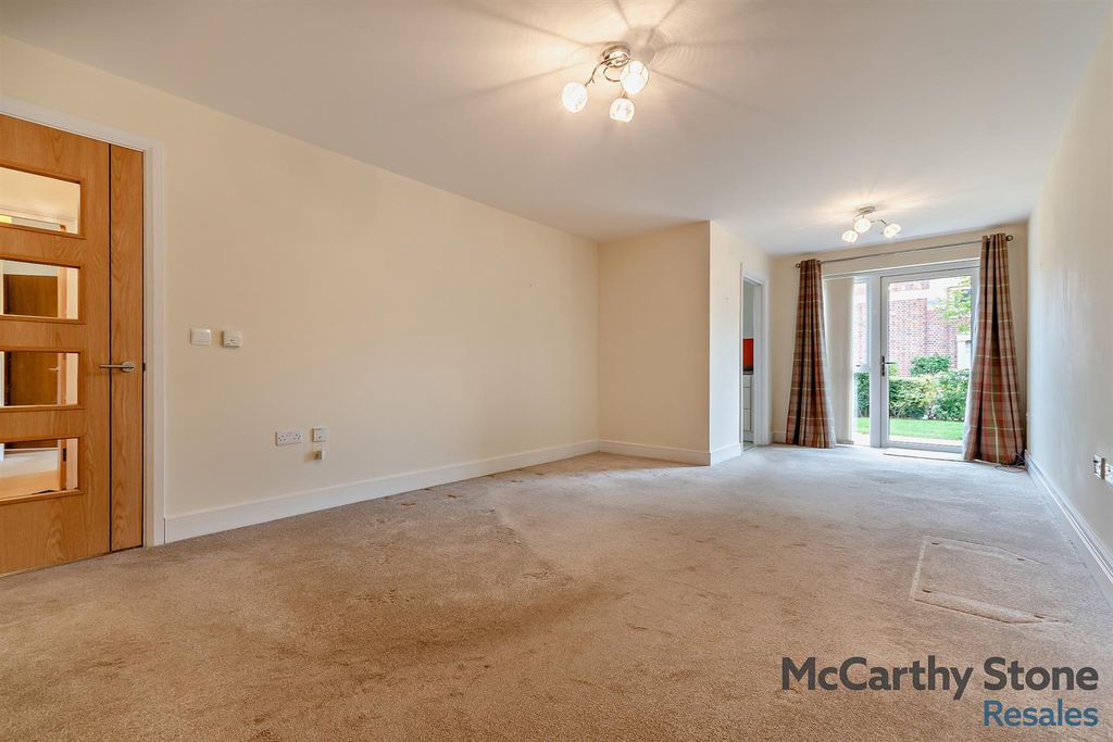 Additional image 7 of 2 bed flat for saleFrancis Court, Barbourne Road, Worcester WR1