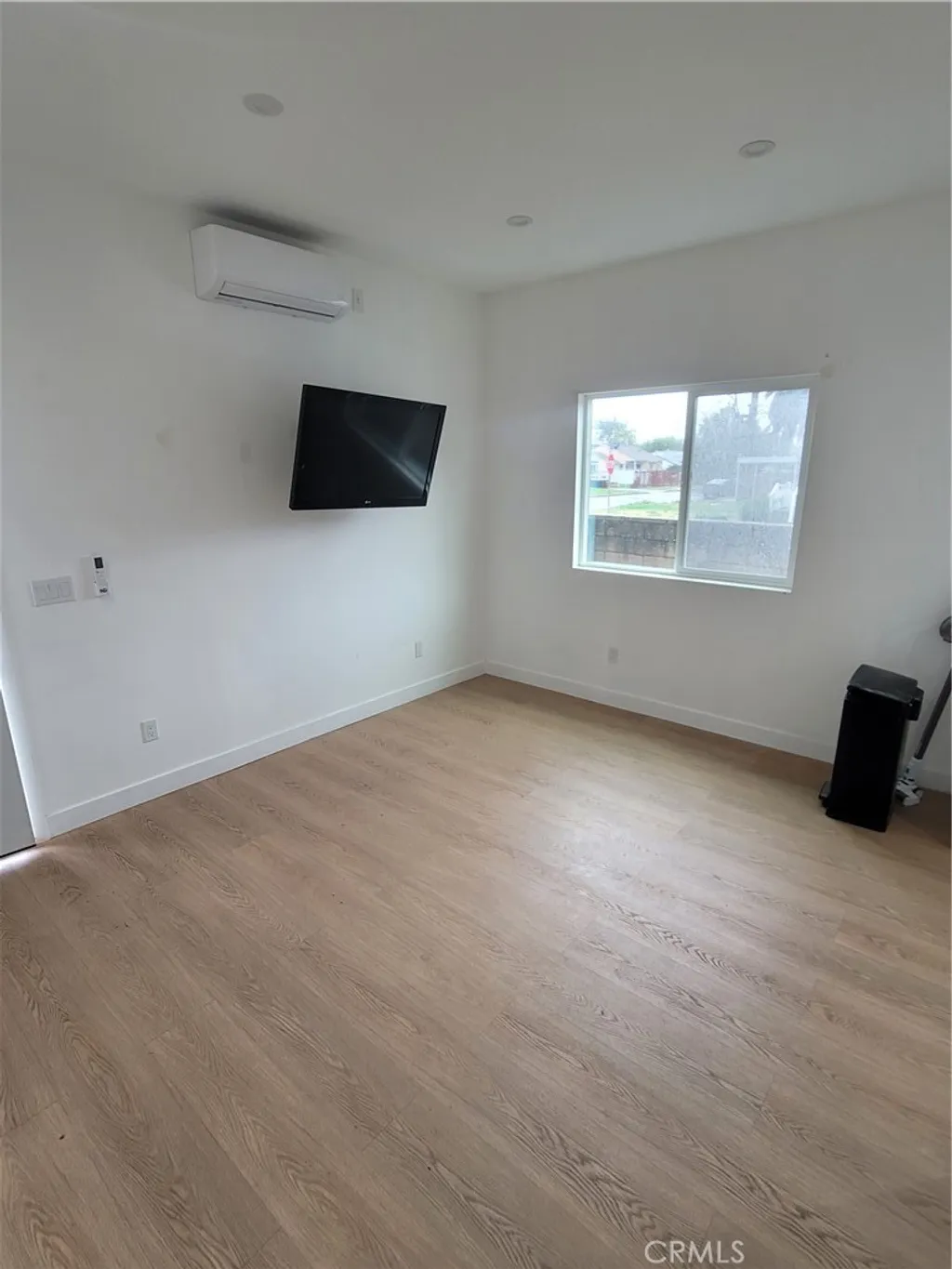 7103 Yarmouth Ave, Reseda, CA 91335