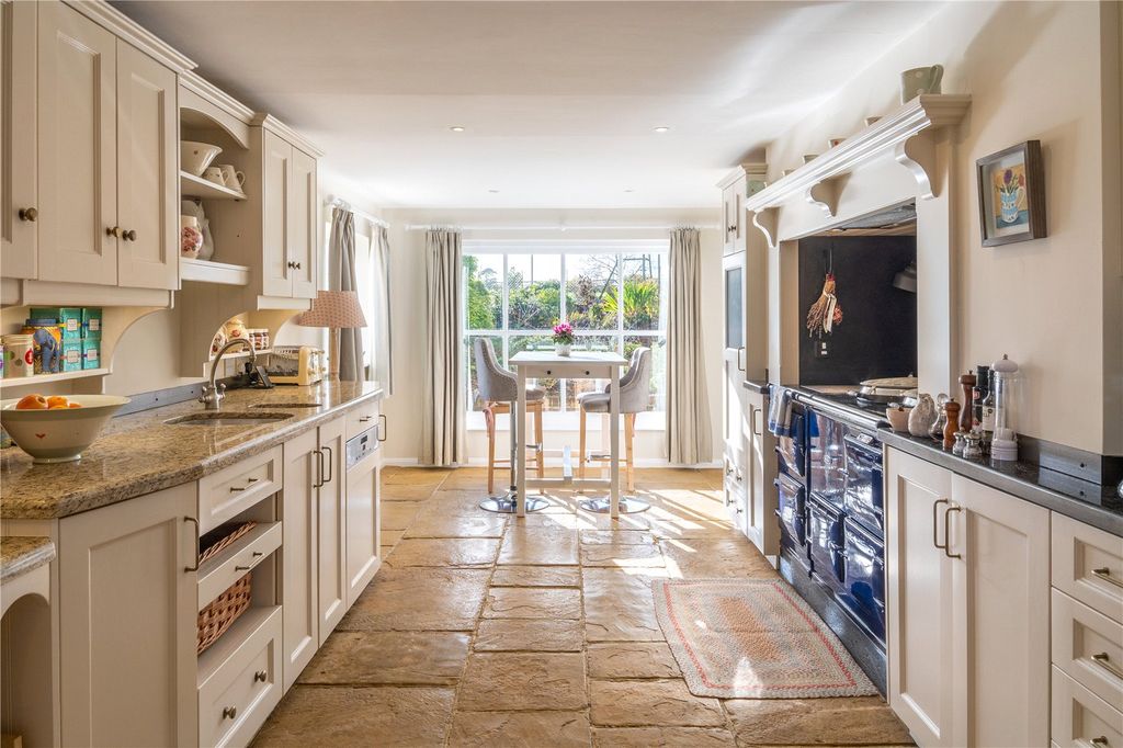 Additional image 11 of 5 bed detached house for saleBrightwalton, Newbury, Berkshire RG20