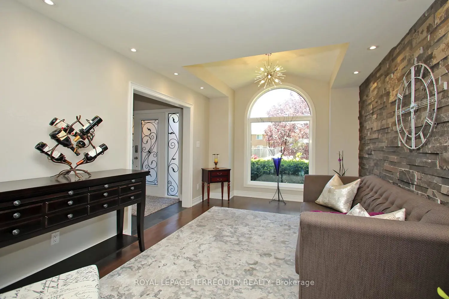 Additional image 4 of 3 Riviera Ridge