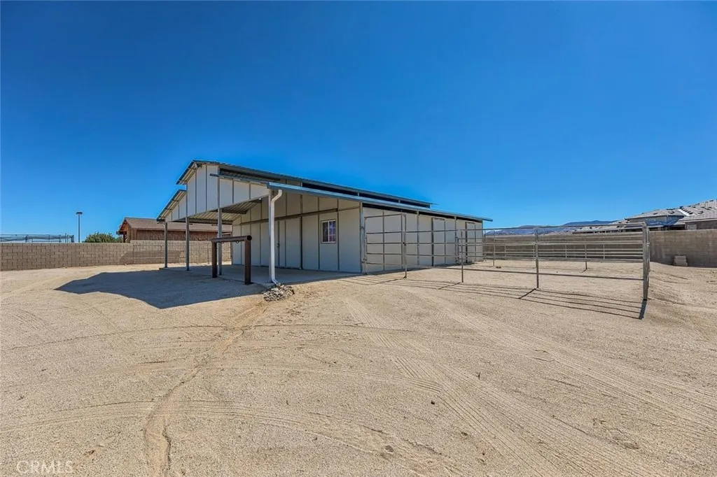 Additional image 115 of 40028 25th St W, Palmdale, CA 93551