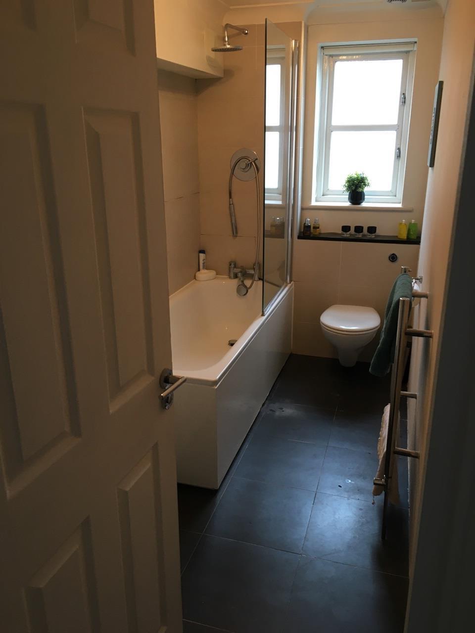 Additional image 9 of 1 Bed Flat, Byron Mews, NW3, N1 7GU