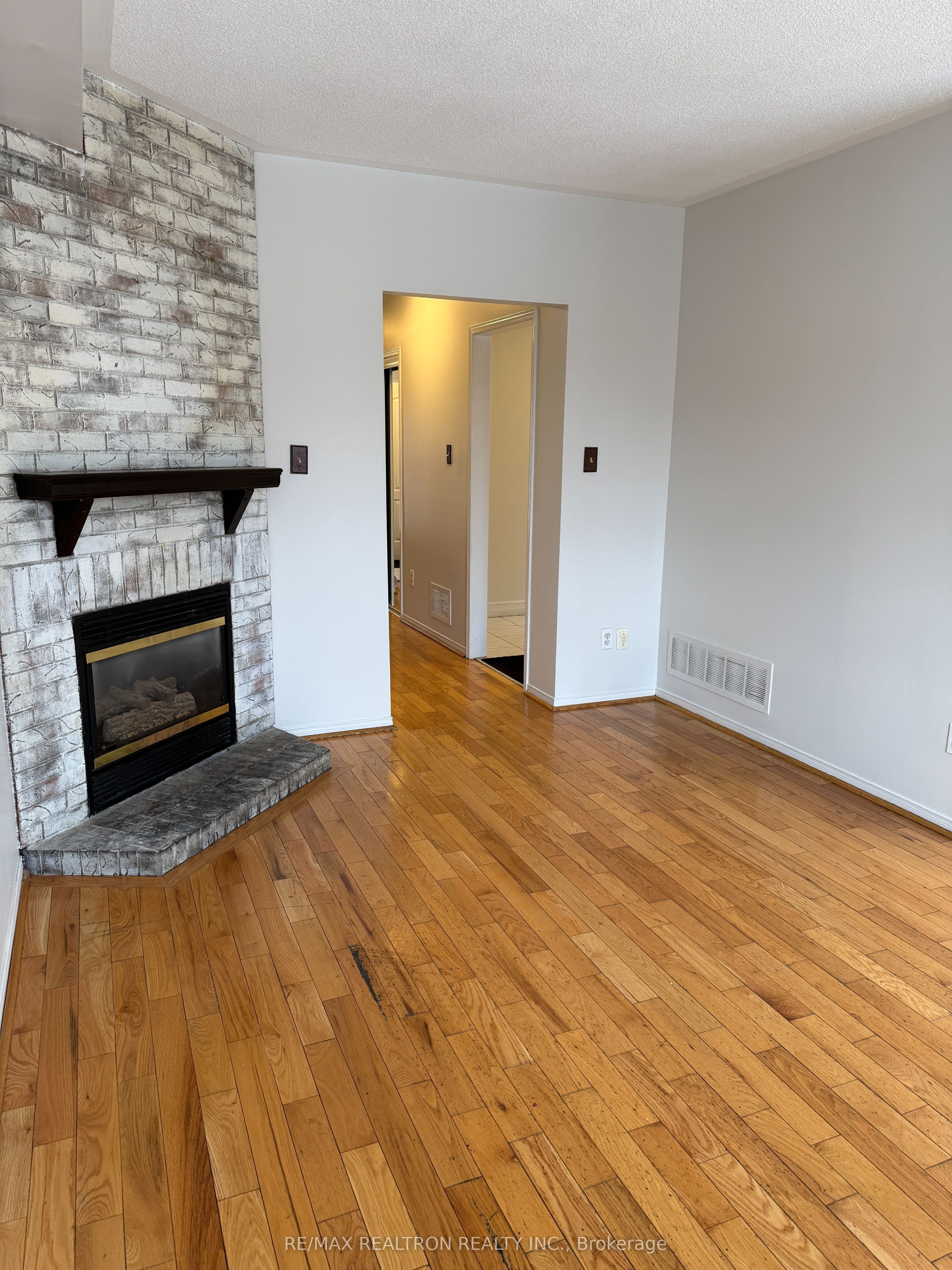 Additional image 5 of 419 Carruthers Avenue, Newmarket, ON, L3X 2C1