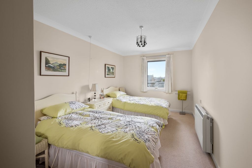 Additional image 7 of 2 bed flat for saleFlat 39 St. Vincent Court, St. Vincent Street, Broughty Ferry DD5