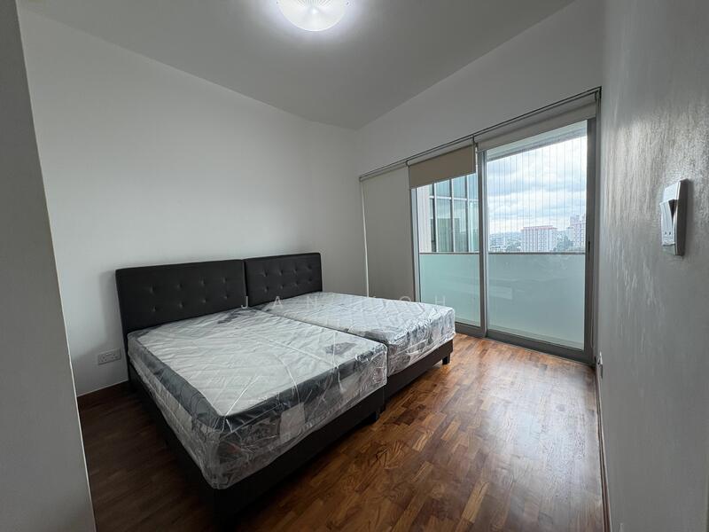 Additional image 7 of 33 Rochester Drive