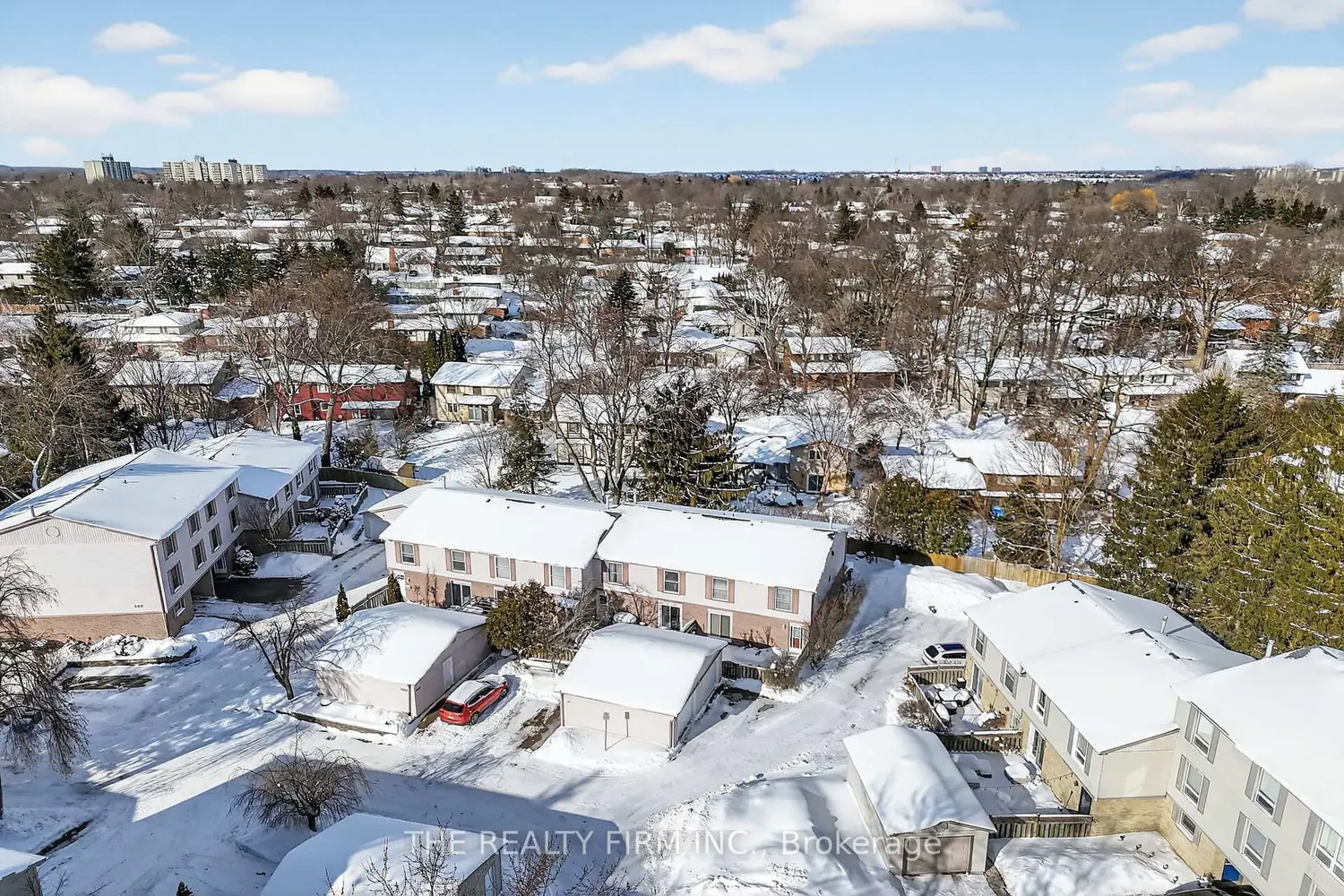 369 Everglade Crescent