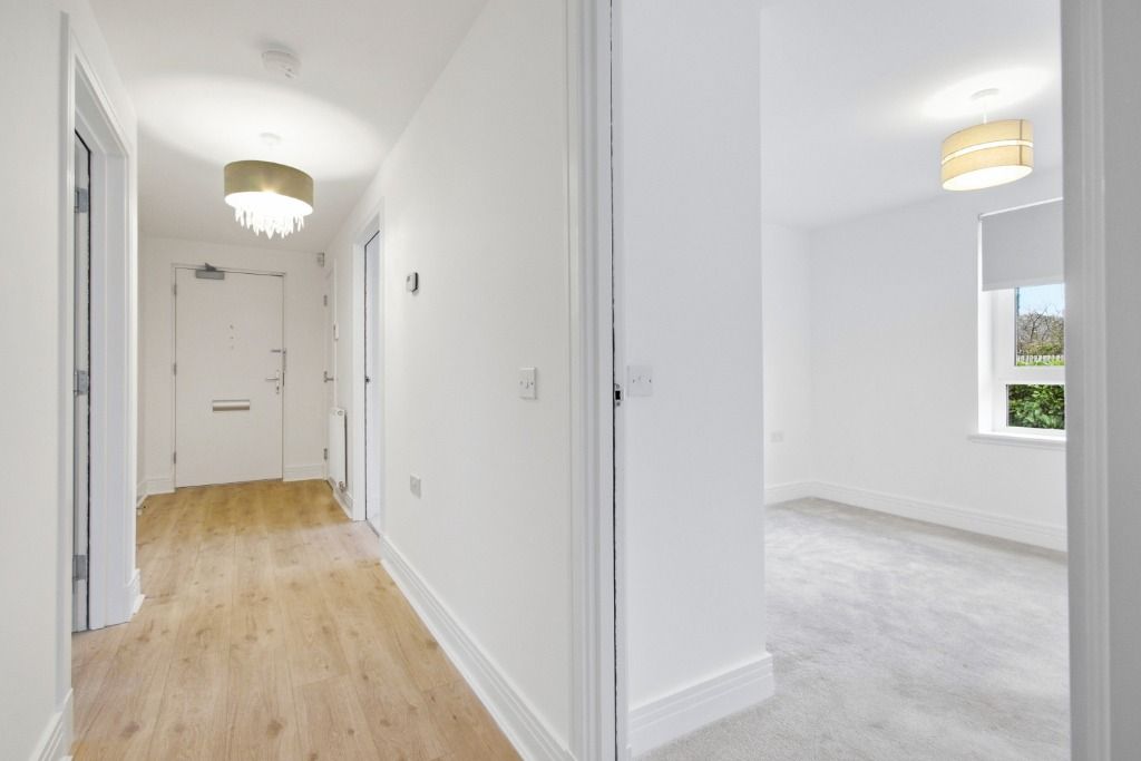 Additional image 16 of 2 bed flat for saleCastlegate Avenue, Dumbarton, West Dunbartonshire G82