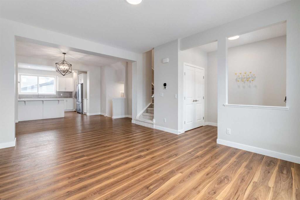 Additional image 5 of 124 Belmont Boulevard SW, Calgary, AB, T2X 4W1