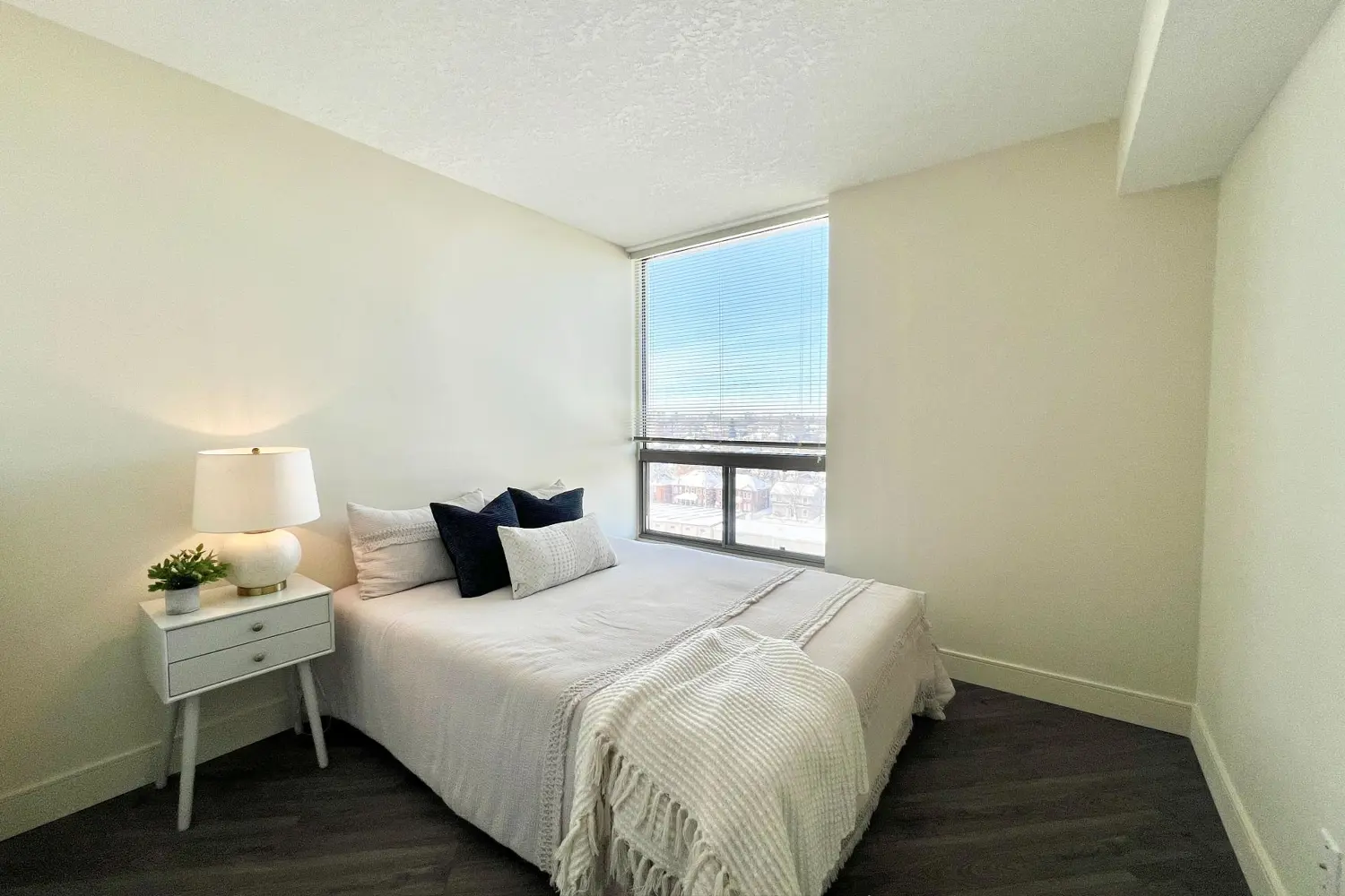 Additional image 15 of 344 Front Street 1002