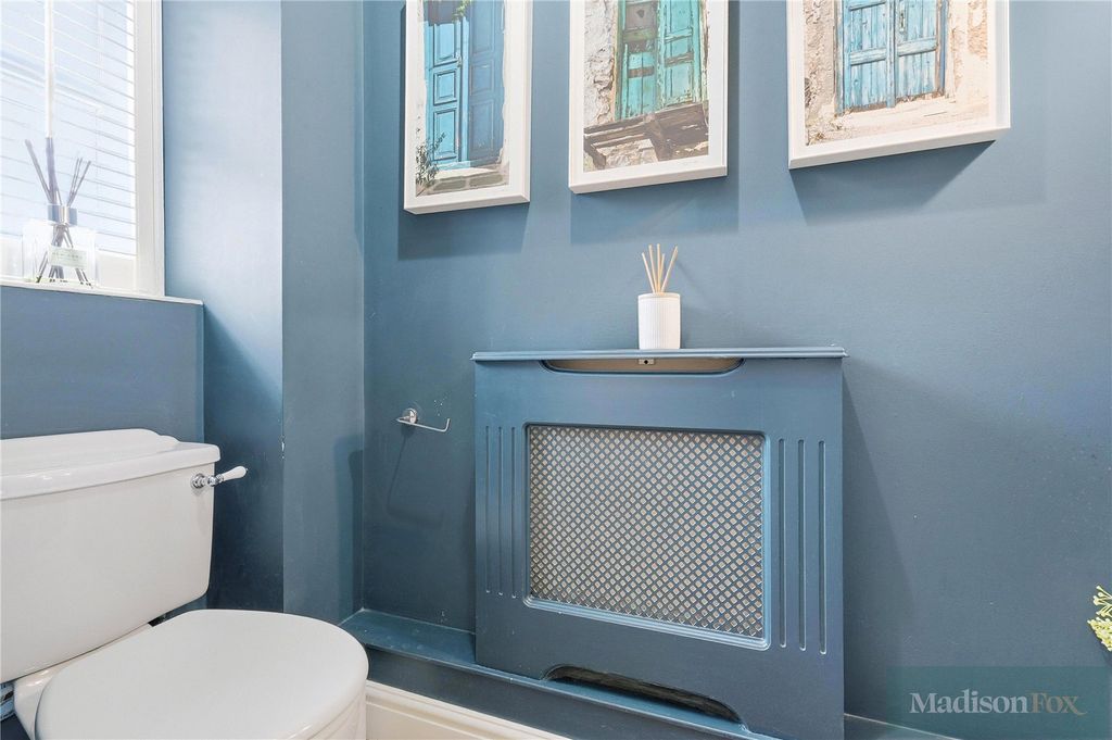 Additional image 14 of 4 bed terraced house for saleRegents Place, Loughton, Essex IG10