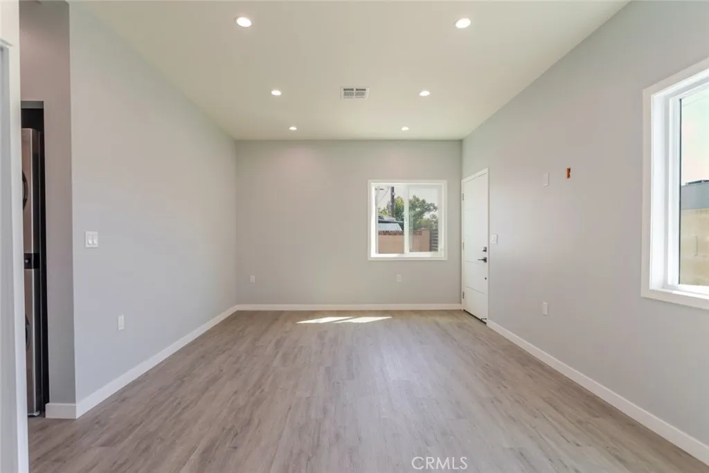 Additional image 6 of 944 Zook Drive Unit A, Glendale, CA 91202